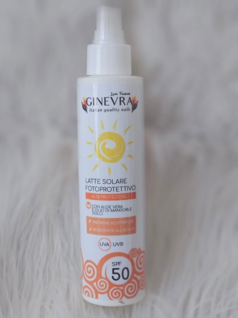 Latte Solare Fotoprotettivo SPF50